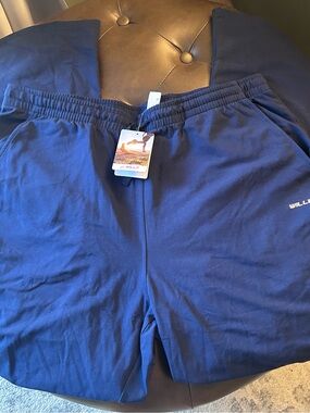 Men’s navy cotton yoga straight leg sweatpants